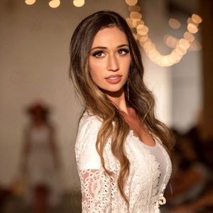 Meet your Posher, Nichole